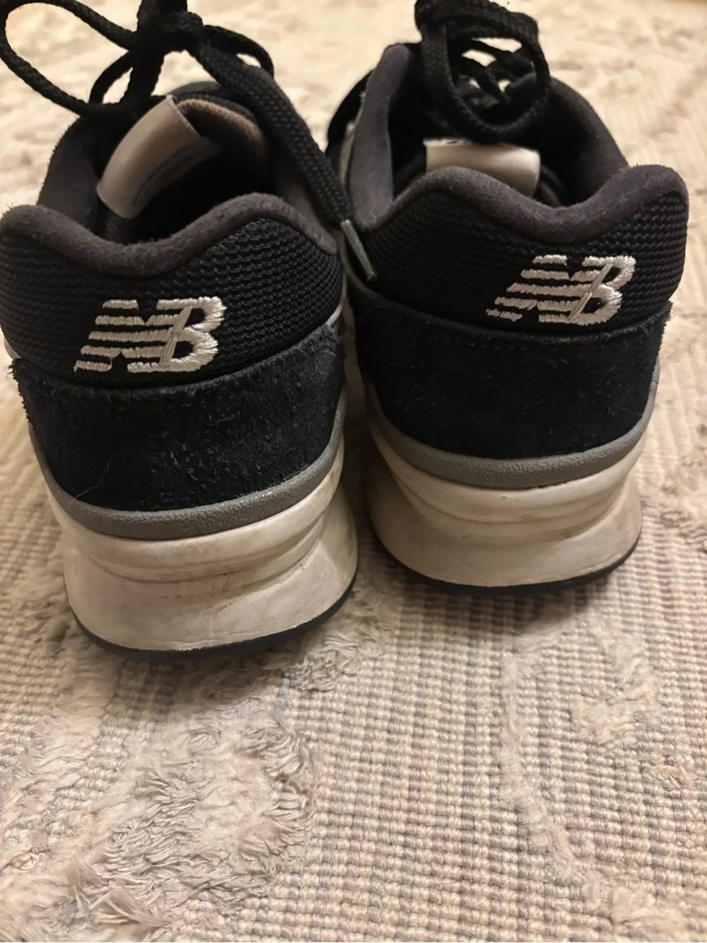 New Balance Men's Black & Gray Casual Lace-Up Sneakers - Picture 3 of 6